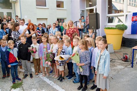 žiaci počas medzinárodného školského testovania