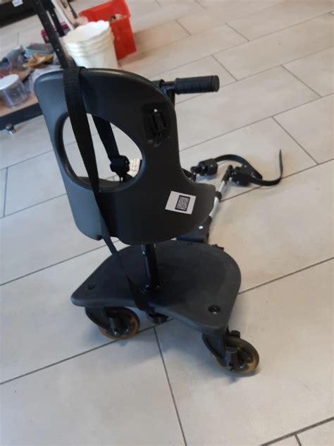 Stupienok ku kočíku na prechádzku