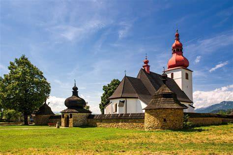 Fortifikovaný kostol svätého Ladislava Matiašovce